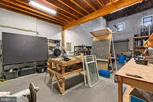 101 N Clinton St, Baltimore, MD 21224 - Photo 15