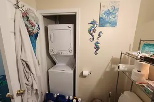 321 E 21st St, Baltimore, MD 21218 - Photo 13