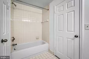 960 Fell St, Baltimore, MD 21231 - Photo 19