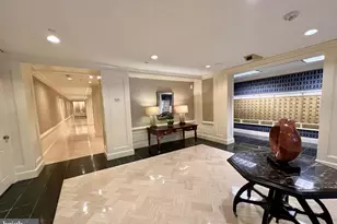 10 E Lee St, Baltimore, MD 21202 - Photo 35