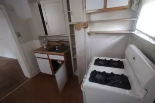 608 Chestnut Hill Ave, Baltimore, MD 21218 - Photo 11