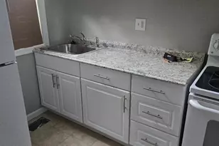 1723 N Fulton Ave N, Baltimore, MD 21217 - Photo 13