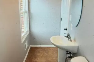 303 S Bethel St, Baltimore, MD 21231 - Photo 7