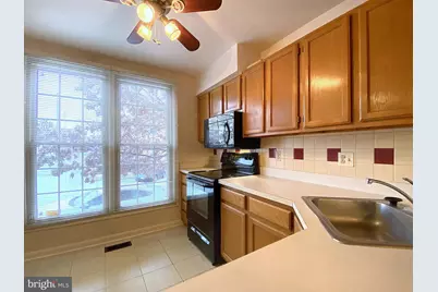 1110 S Kenwood Avenue, Baltimore, MD 21224 - Photo 11