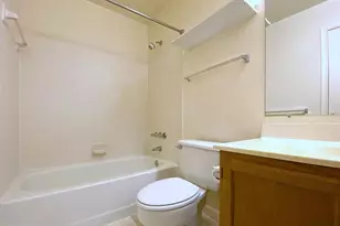 1110 S Kenwood Ave, Baltimore, MD 21224 - Photo 23