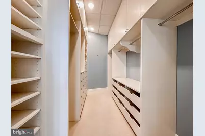 10 E Lee Street #2701, Baltimore, MD 21202 - Photo 39