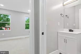 313 Stricker St, Baltimore, MD 21223 - Photo 23