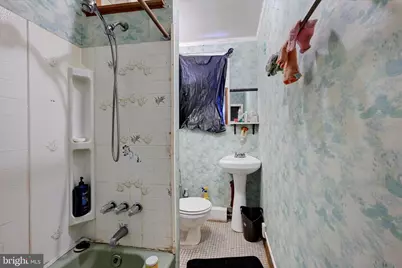 729 E 37th Street, Baltimore, MD 21218 - Photo 19