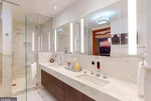 300 International Drive, Baltimore, MD 21202 - Photo 31