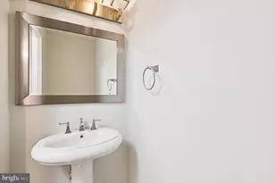 1400 Lancaster St, Baltimore, MD 21231 - Photo 15