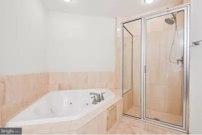 1400 Lancaster Street #902, Baltimore, MD 21231 - Photo 23