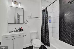 1748 N Chester St, Baltimore, MD 21213 - Photo 15