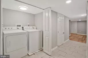 2505 Hollins St, Baltimore, MD 21223 - Photo 31