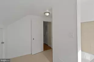 5709 Woodcrest Ave, Baltimore, MD 21215 - Photo 5