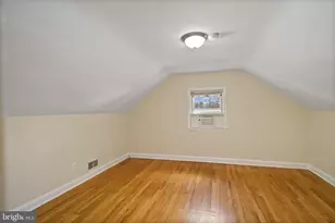 5709 Woodcrest Ave, Baltimore, MD 21215 - Photo 11