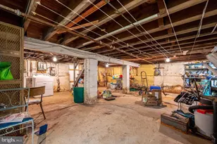 2500 Arbuton Ave, Baltimore, MD 21230 - Photo 23