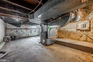 1742 E Lombard St, Baltimore, MD 21231 - Photo 31