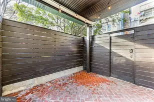 404 S Castle St, Baltimore, MD 21231 - Photo 43