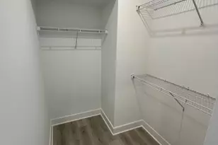 2512 W Peninsula Dr, Baltimore, MD 21230 - Photo 11