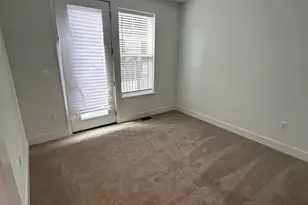 2512 W Peninsula Dr, Baltimore, MD 21230 - Photo 13