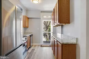 1722 E 30th St, Baltimore, MD 21218 - Photo 15