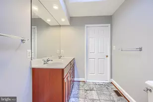 612 S Clinton Street S, Baltimore, MD 21224 - Photo 21