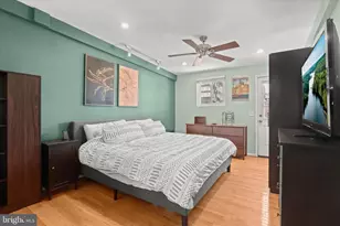 916 S Clinton St, Baltimore, MD 21224 - Photo 15