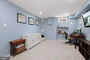 916 S Clinton St, Baltimore, MD 21224 - Photo 25