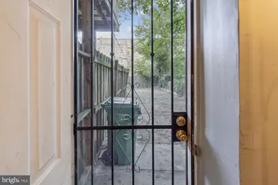 2315 McCulloh Street, Baltimore, MD 21217 - Photo 15