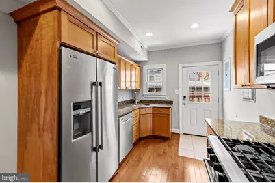 308 S Collington, Baltimore, MD 21231 - Photo 11