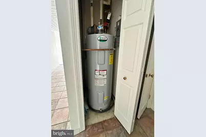 10 E Lee Street #1002-1003, Baltimore, MD 21202 - Photo 49