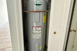 10 E Lee St, Baltimore, MD 21202 - Photo 49