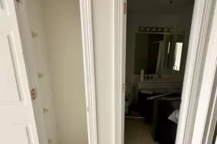 10 E Lee St, Baltimore, MD 21202 - Photo 27