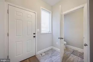 314 E 22nd Street E, Baltimore, MD 21218 - Photo 15