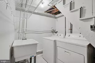 3321 Elm Ave, Baltimore, MD 21211 - Photo 27