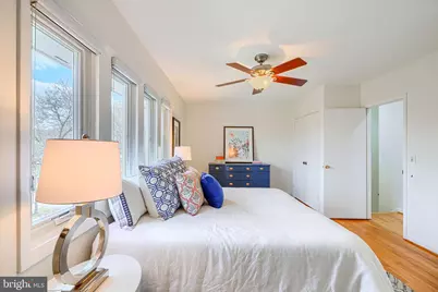 211 Bolton Place, Baltimore, MD 21217 - Photo 5