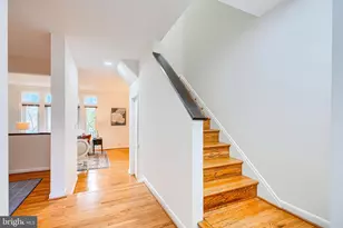 211 Bolton Pl, Baltimore, MD 21217 - Photo 17