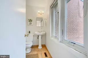 211 Bolton Pl, Baltimore, MD 21217 - Photo 49