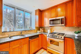 211 Bolton Pl, Baltimore, MD 21217 - Photo 33