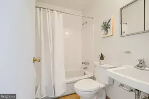 211 Bolton Pl, Baltimore, MD 21217 - Photo 43