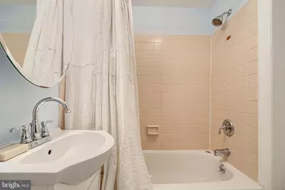 903 W University Pkwy #402, Baltimore, MD 21210 - Photo 43