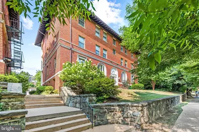 903 W University Pkwy #402, Baltimore, MD 21210 - Photo 11