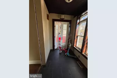 6204 Fair Oaks Avenue, Baltimore, MD 21214 - Photo 3