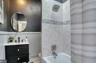 3404 W Franklin St, Baltimore, MD 21229 - Photo 17