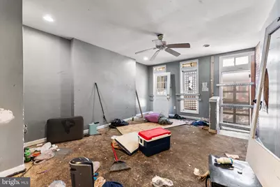 1109 N Carrollton Avenue, Baltimore, MD 21217 - Photo 13