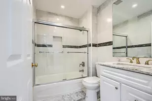 703 George St, Baltimore, MD 21201 - Photo 13