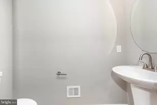 826 Edmondson Ave, Baltimore, MD 21201 - Photo 7