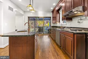 6803 Westbrook Rd, Baltimore, MD 21215 - Photo 11