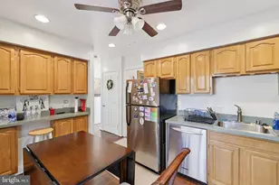1902 Greenberry Rd, Baltimore, MD 21209 - Photo 11