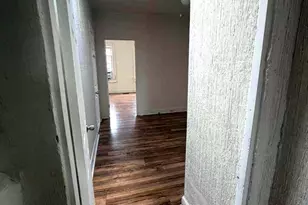 802 N Glover Street N, Baltimore, MD 21205 - Photo 7